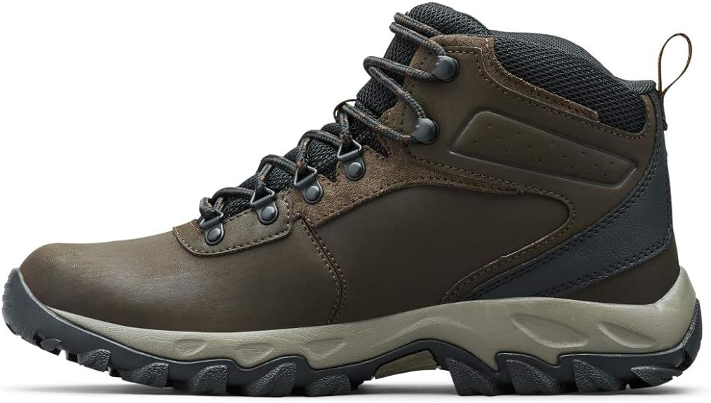 Durable and Waterproof Men’s Hiking Shoe Review